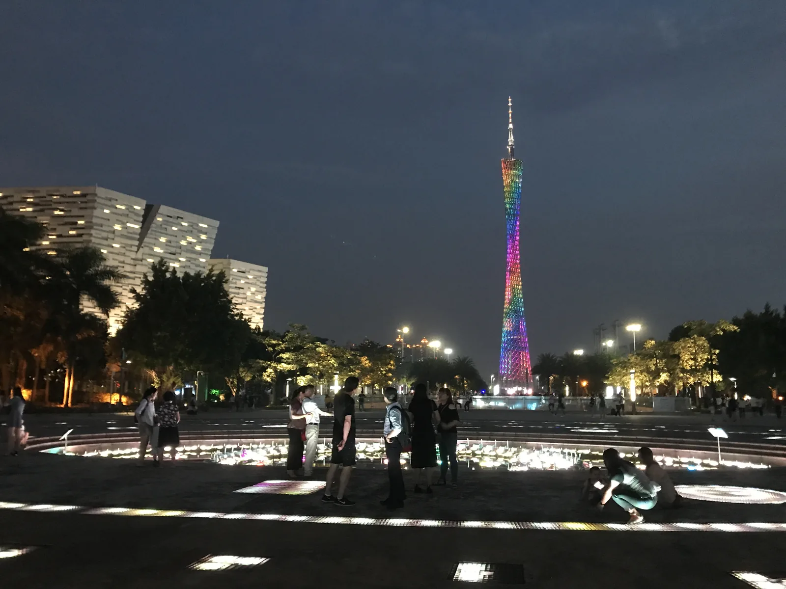 things to do in guangzhou at night